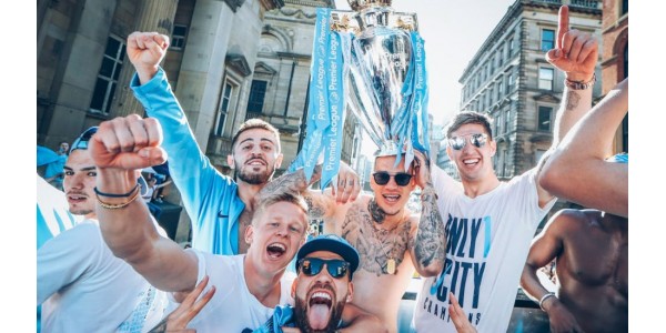 Lo más destacado de la celebración de la victoria de tres turbas del Manchester City
